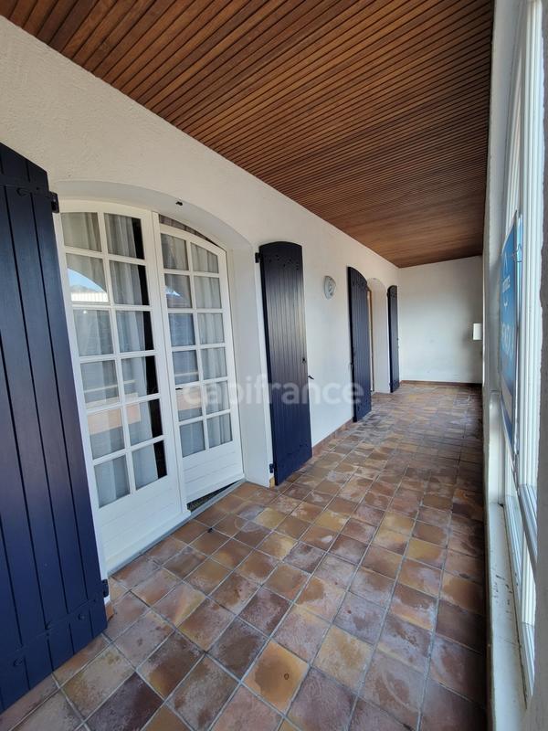 Maison - 182 m² - 8 pièces