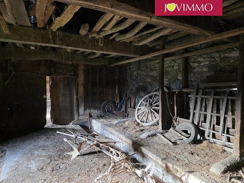 Maison - 300 m² - 1 pièce