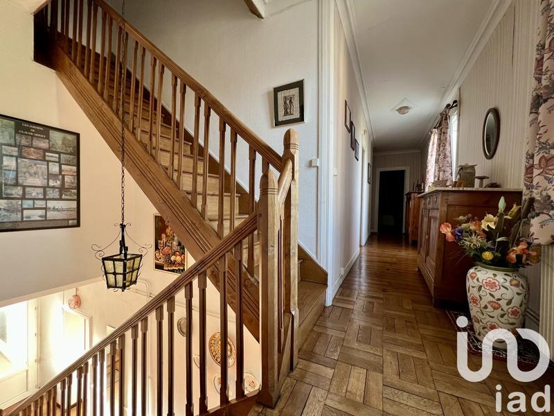 Maison - 224 m² - 10 pièces