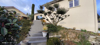 Maison - 100 m² - 4 pièces