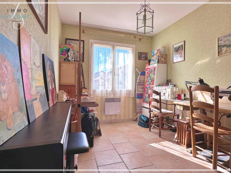 Maison - 121 m² - 5 pièces