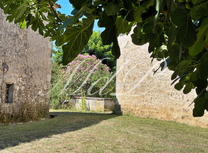 Maison de campagne - 430 m² - 10 pièces