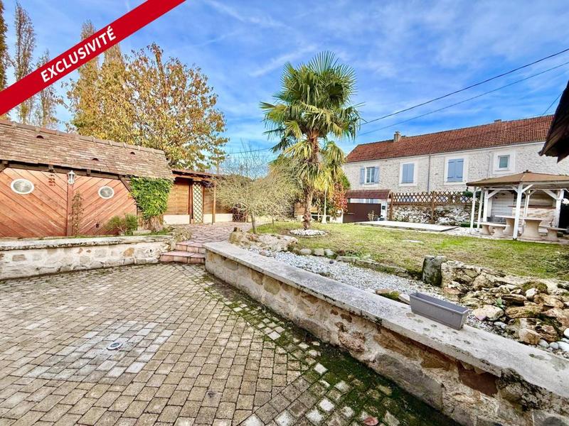 Maison - 105 m² - 5 pièces