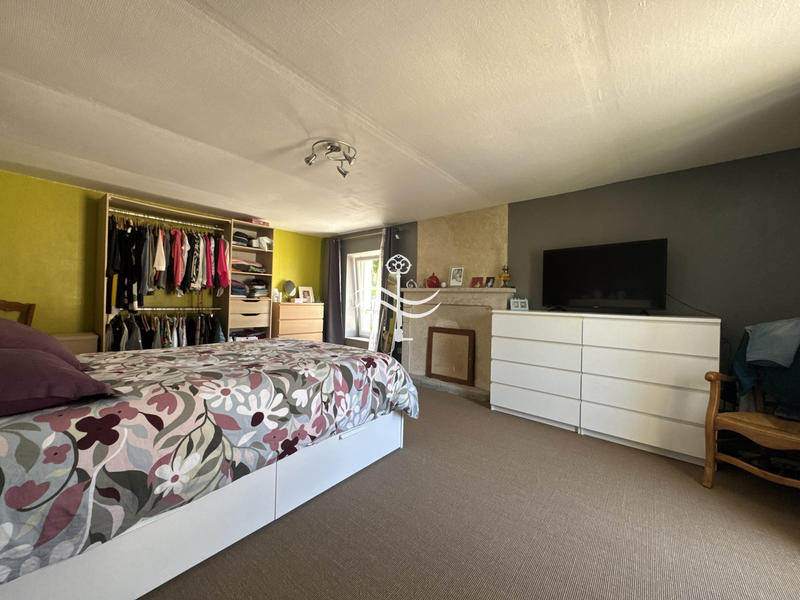 Maison ancienne - 175 m² - 6 pièces