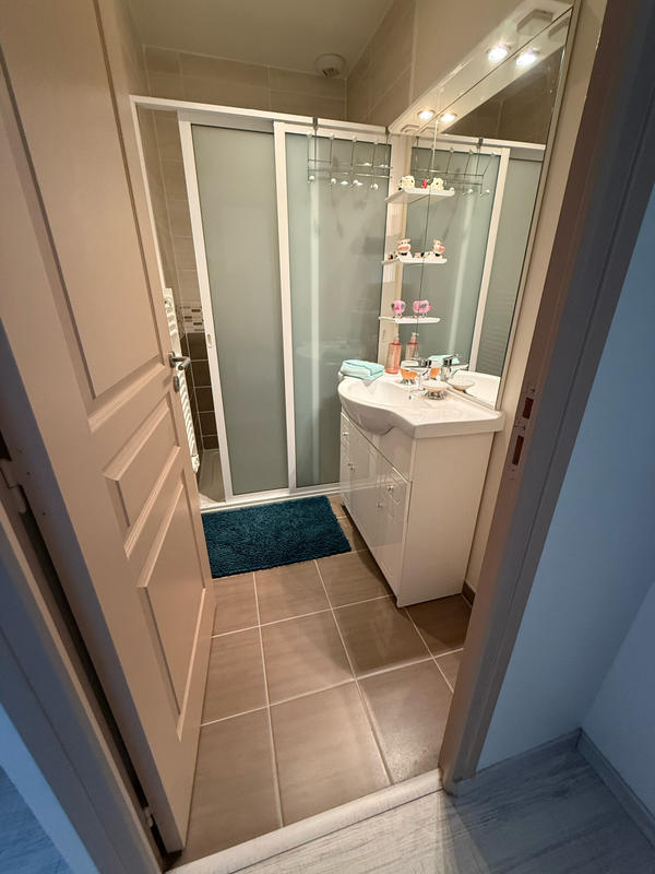 Propriété - 220 m² - 8 pièces