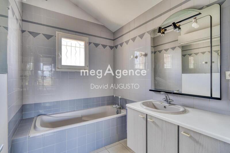 Maison d'architecte - 230 m² - 5 pièces