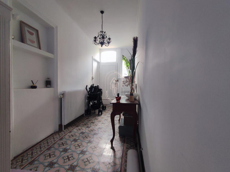 Maison - 203 m² - 5 pièces