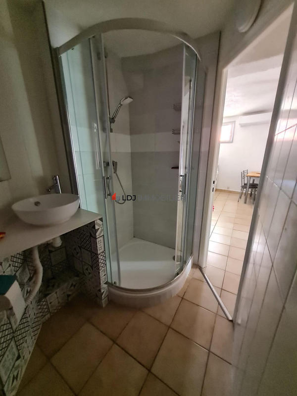 Maison - 179 m² - 8 pièces