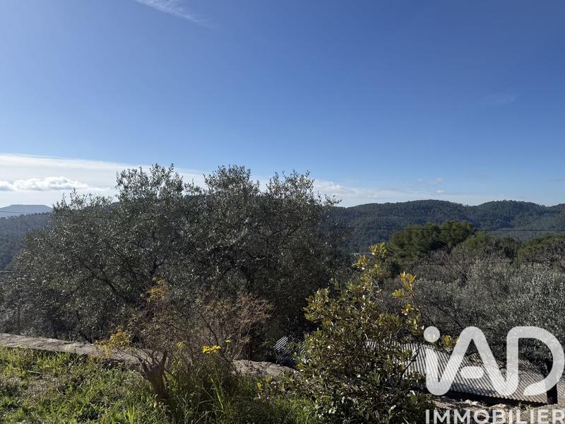 Maison - 300 m² - 8 pièces