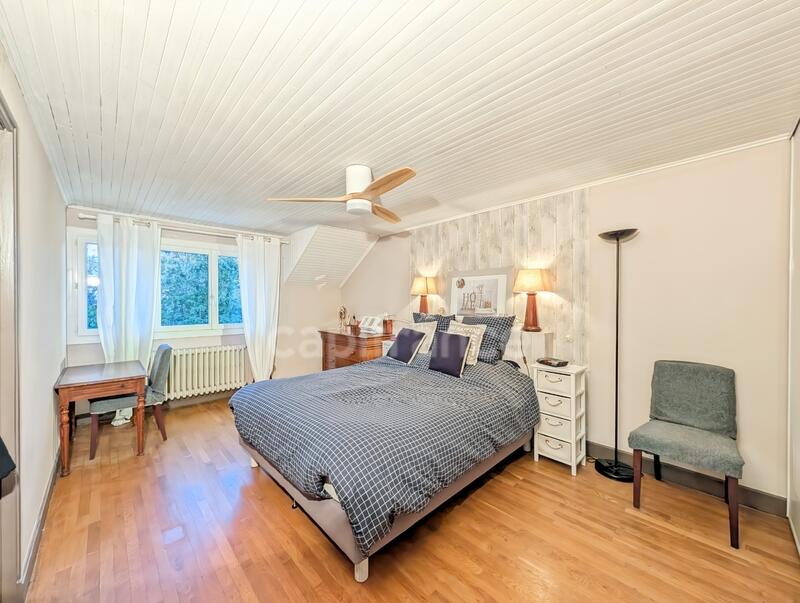 Maison - 189 m² - 7 pièces