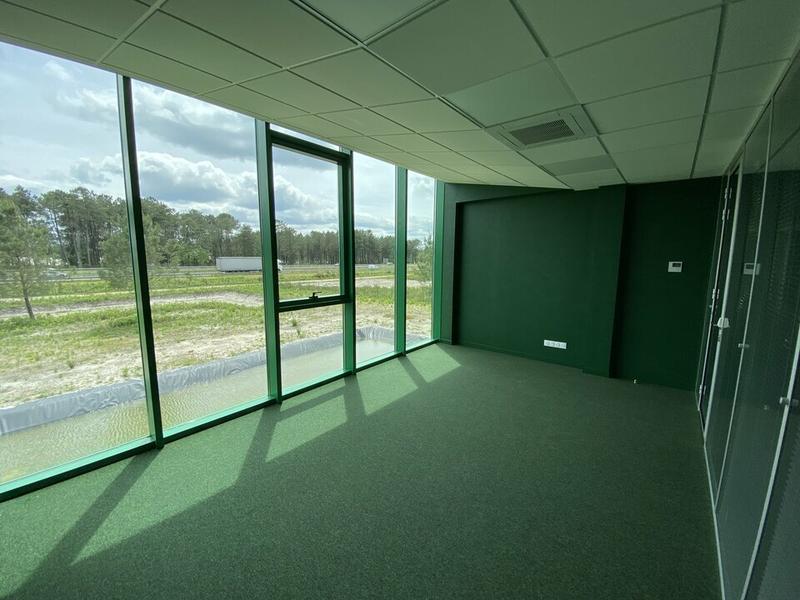 Local d'activité / Entrepôt - 782 m²