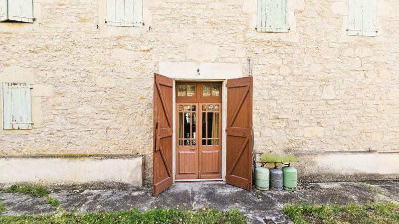 Maison - 240 m² - 7 pièces