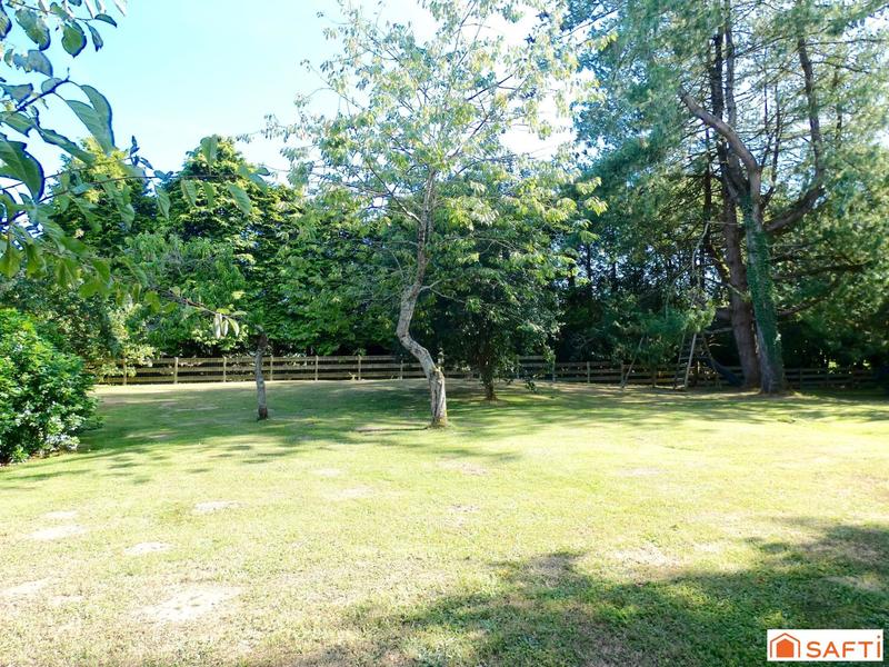 Maison - 180 m² - 6 pièces