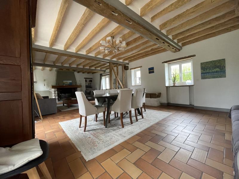 Maison - 189 m² - 6 pièces