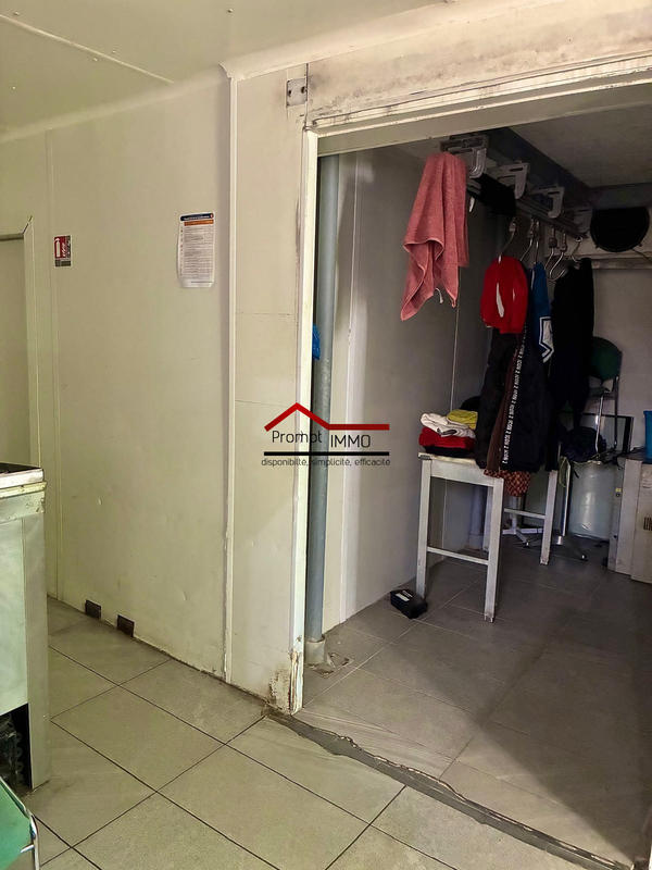 Local commercial - 150 m²