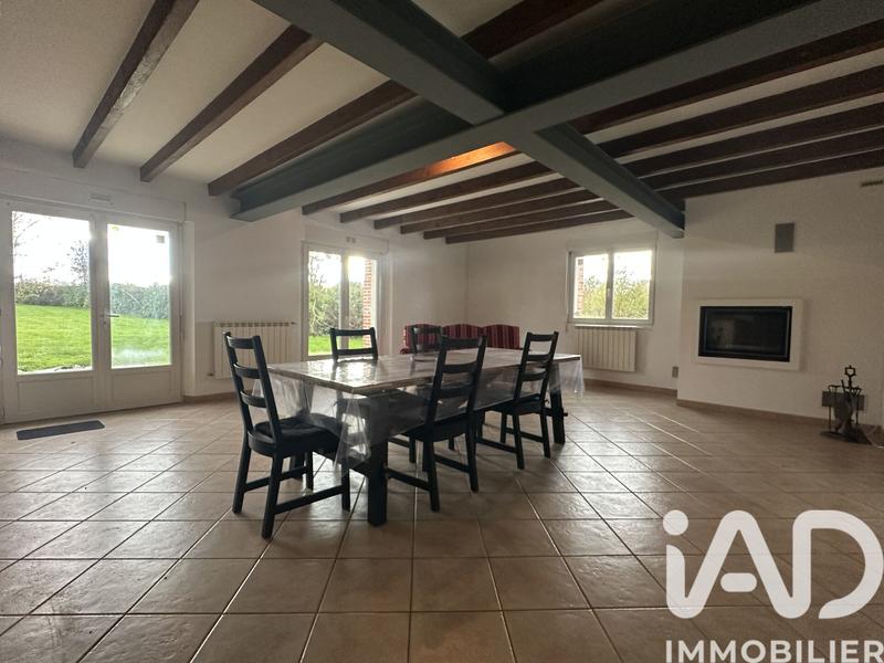 Maison - 263 m² - 7 pièces