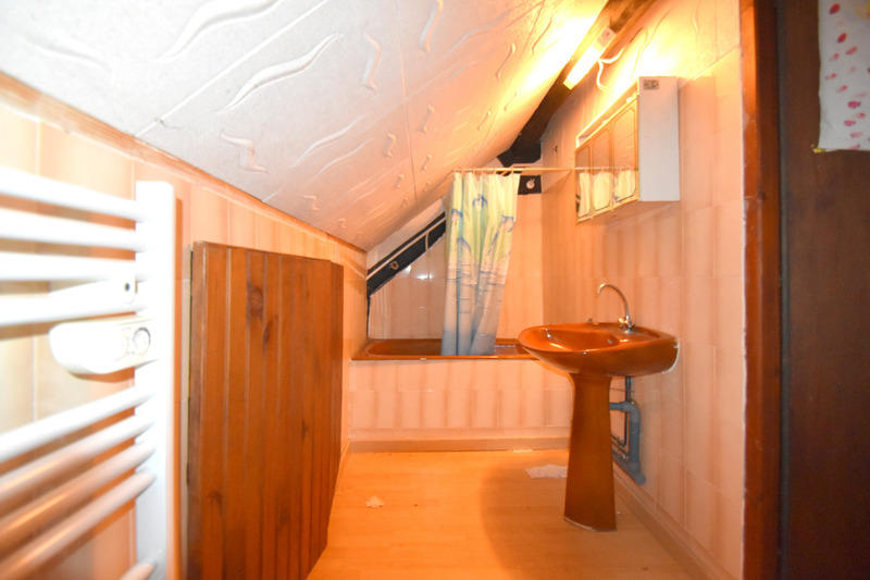 Maison - 282 m² - 12 pièces