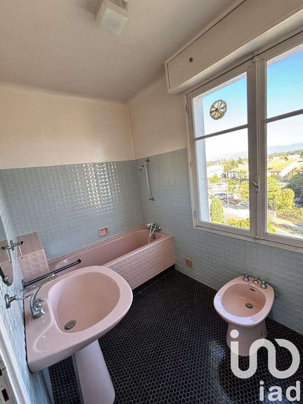 Maison - 200 m² - 7 pièces