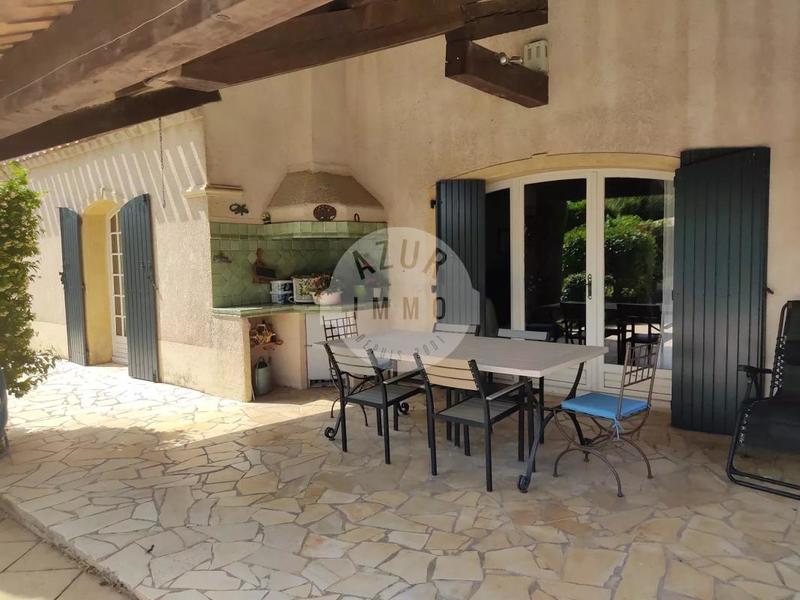 Maison - 160 m² - 5 pièces