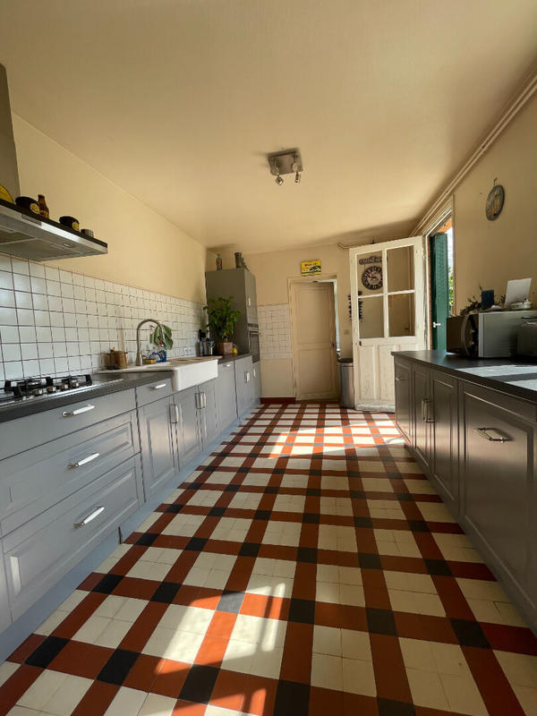 Maison - 192 m² - 6 pièces