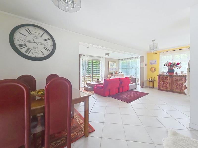 Maison - 144 m² - 8 pièces