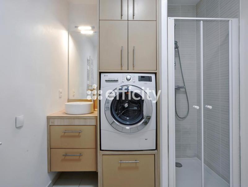 Appartement - 110 m² - 4 pièces