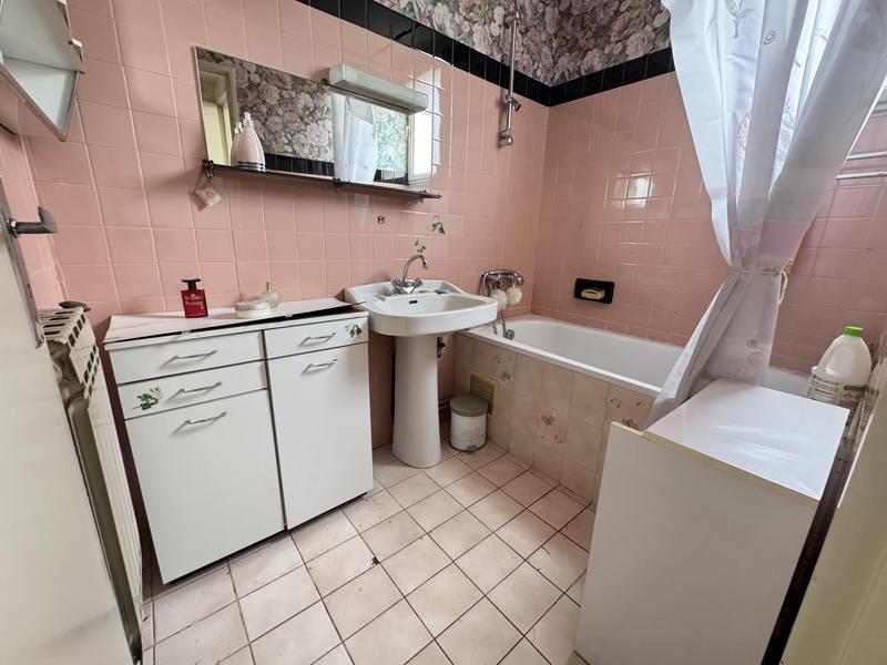 Maison - 96 m² - 4 pièces