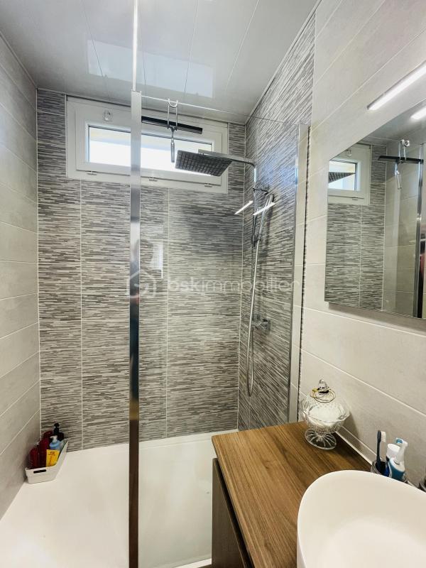 Maison - 132 m² - 6 pièces