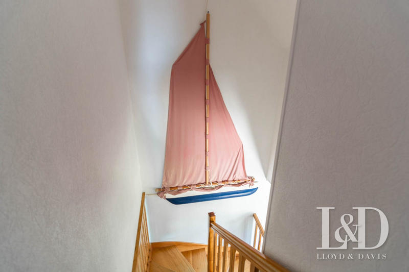 Maison contemporaine - 204 m² - 6 pièces