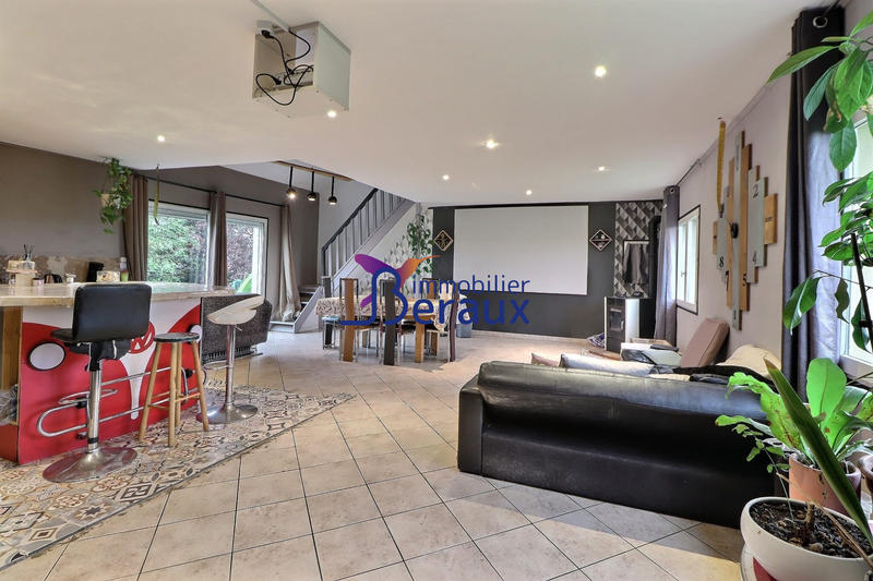 Maison - 160 m² - 7 pièces