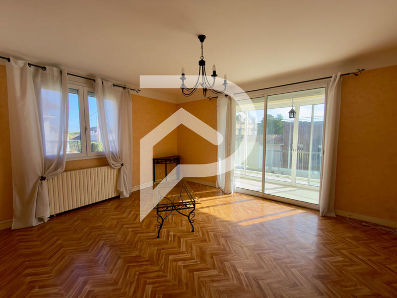 Maison - 144 m² - 6 pièces