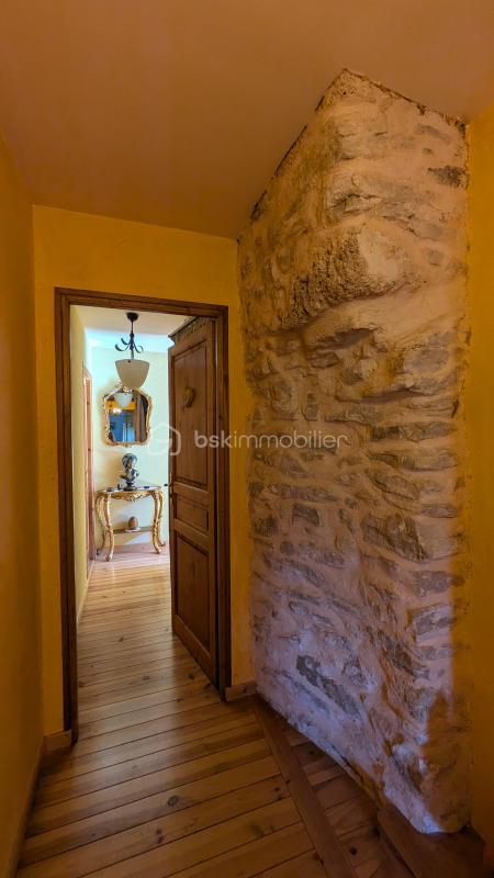 Corps de ferme - 412 m² - 14 pièces