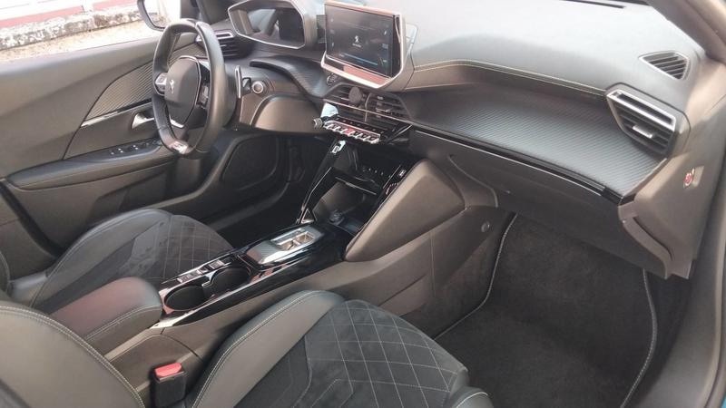 Peugeot 2008 1.5 BlueHDi 130 Eat8 Gt Pack