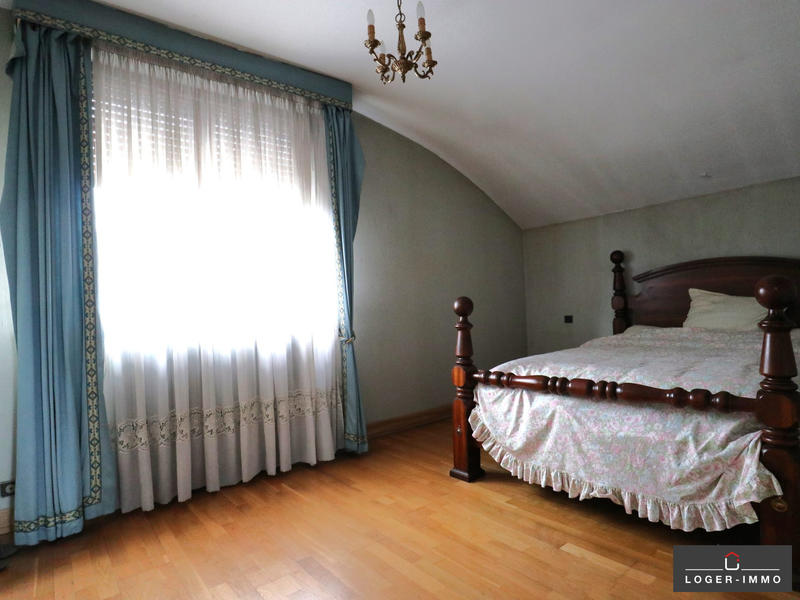 Maison ancienne - 167 m² - 5 pièces