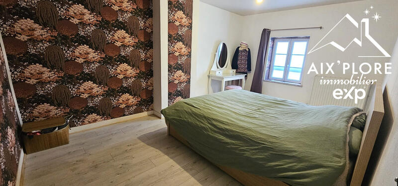 Maison - 209 m² - 6 pièces