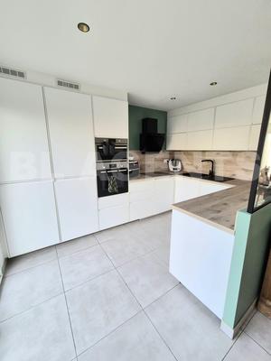 Maison traditionnelle - 120 m² - 6 pièces