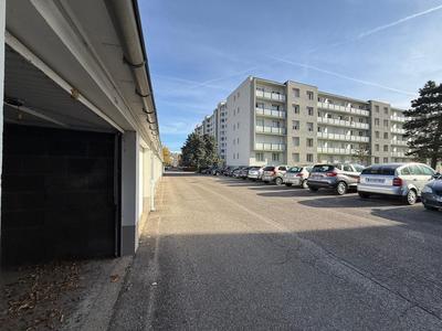 Parking / Garage - 15 m²