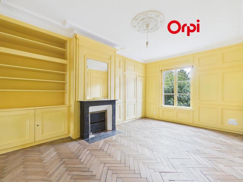 Maison - 162 m² - 7 pièces