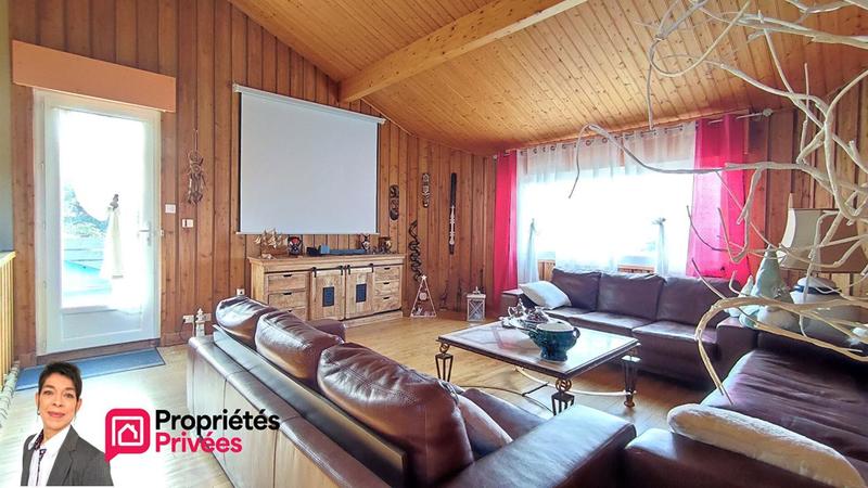 Maison - 185 m² - 7 pièces