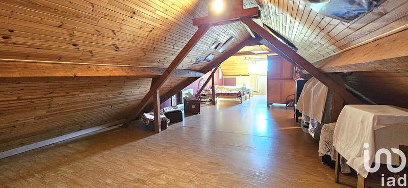 Maison - 166 m² - 8 pièces