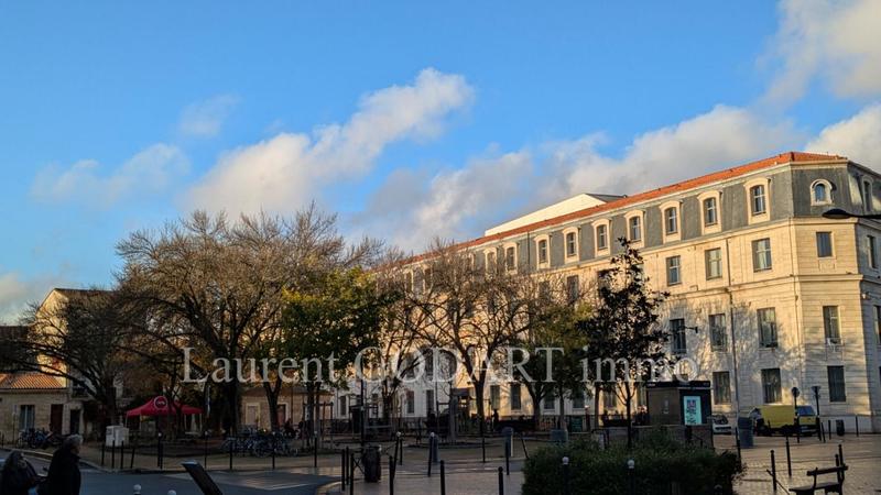 Appartement - 79 m² - 4 pièces