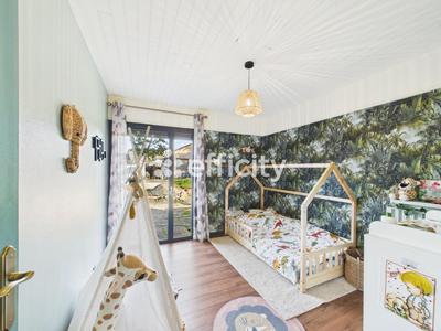 Pavillon - 120 m² - 4 pièces