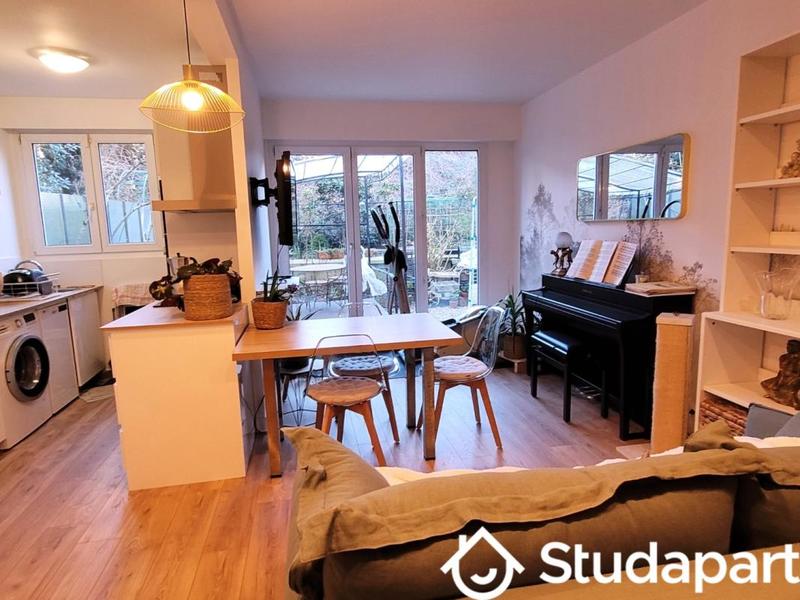 Chambre - 12 m² - 1 pièce