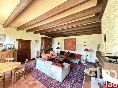 Maison - 380 m² - 12 pièces