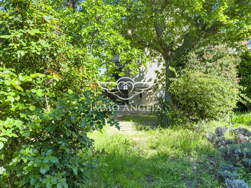 Maison - 204 m² - 5 pièces