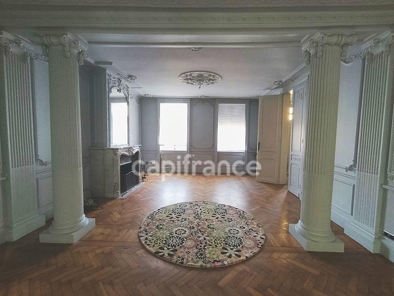Maison bourgeoise - 330 m² - 10 pièces
