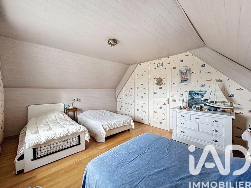 Maison - 140 m² - 8 pièces