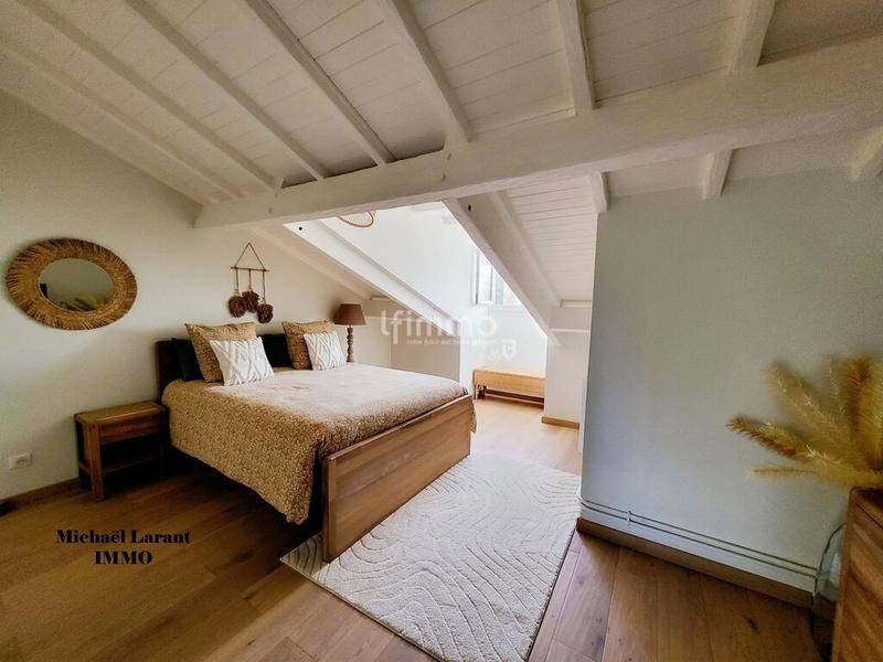 Maison - 173 m² - 5 pièces