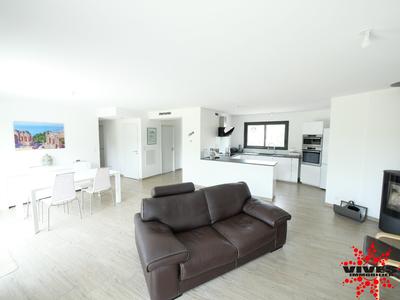 Villa - 120 m² - 5 pièces