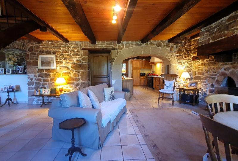 Corps de ferme - 184 m² - 6 pièces